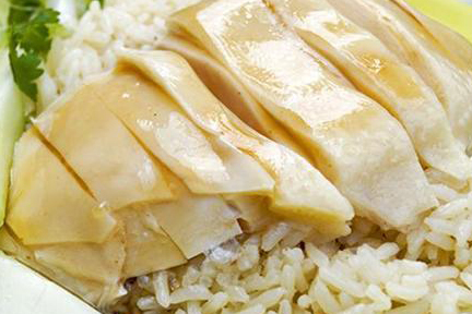 Hainanese chicken rice 